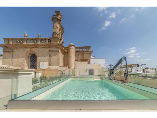 Ático dúplex a estrenar con terraza privada y vistas monumentales photo 0