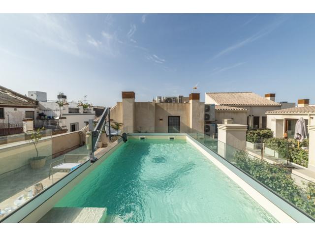 Piso a estrenar con piscina, patio privado y diseño premium photo 0