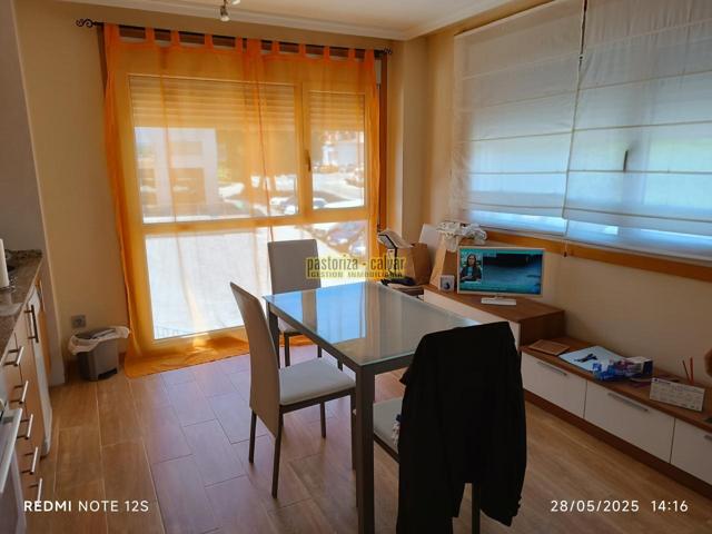 Piso En venta en Avenida De Bueu, Cangas photo 0