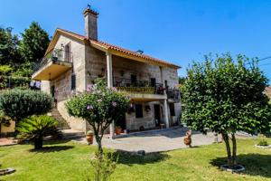 CHALET DE PIEDRA CON VISTAS AL MAR EN LIMENS photo 0