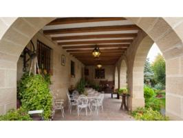 EXCELENTE CHALET SEÑORIAL, EDIFICACIÓN DE PIEDRA, DOS PLANTAS, PORCHE, TXOKO, GARAJE, MERENDERO, PISCINA CUBIERTA ,TERRE photo 0