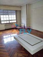 PRODUCTO ESTRELLA: SE VENDE ESPECTACULAR PISO DE 340 m2 CON PLAZA DE GARAJE EN EL MISMO EDIFICIO photo 0