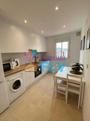 ESPECIAL ESTUDIANTES 2025-2026:  PISO TOTALMENTE REFORMADO DE 3 HABITACIONES (FUERZAS CHIC@S!!) photo 0
