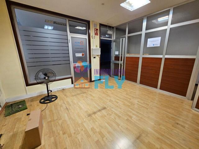 SE ALQUILA LOCAL EN GALERIAS DE BUENOS AIRES photo 0