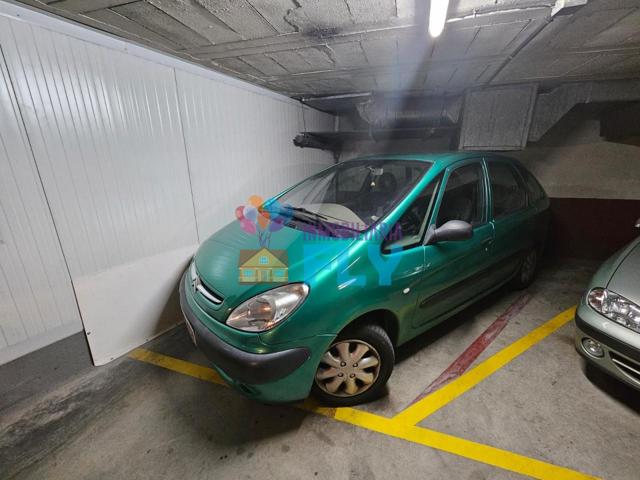 OPORTUNIDAD!!! SE VENDE PLAZA DE GARAJE EN EMILIA PARDO BAZAN photo 0