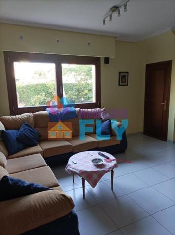 SE VENDE CHALET EN SAN CIPRIAN DE VIÑAS photo 0