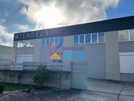 NAVE INDUSTRIAL EN ALQUILER photo 0