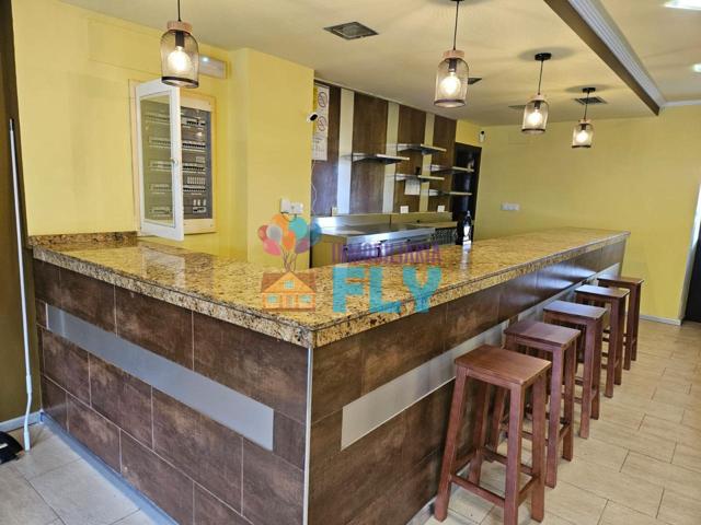 SE ALQUILA BAR EN CUDEIRO photo 0