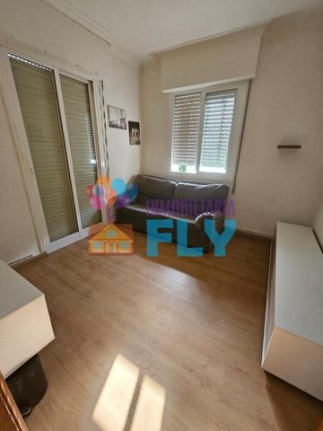 QUEDAN TRES HABITACIONES DISPONIBLES EN ESTE PISO. ESPECIAL ESTUDIANTES 2025-2026!!! PISO EN LA CARBALLEIRA photo 0