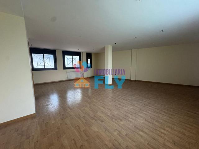 EN EXCLUSIVA: LOCAL-ENTRESUELO SIN USO ESPECÍFICO CON GARAJE Y TRASTERO photo 0