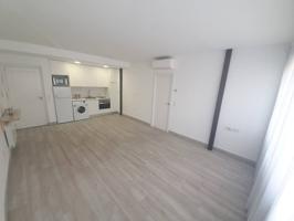 APARTAMENTO SEMINUEVO EN ALQUILER photo 0