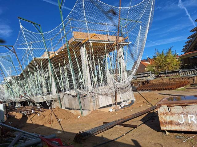 ¡¡ MAGNIFICO CHALET CON OBRAS YA INICIADAS ZONA HOSPITAL !! photo 0