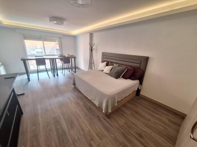 ¡OPORTUNIDAD! VENTA DE VIVIENDA REFORMADA EN LA ZONA DE TOMAS Y VALIENTE photo 0