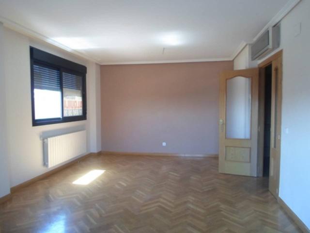 Piso en alquiler en Fuenlabrada ZONA NARANJO photo 0