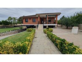 ¡¡ MAGNIFICO CHALET INDEPENDIENTE CON PISCINA PRIVADA EN URBANIZACION VALCARRILLO DEL ALBERCHE ALMOROX !! photo 0
