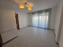 ¡¡PISO EN ALQUILER CON CALEFACCIÓN CENTRAL Y PISCINA, ZONA PARAQUE LOS ESTADOS!! photo 0