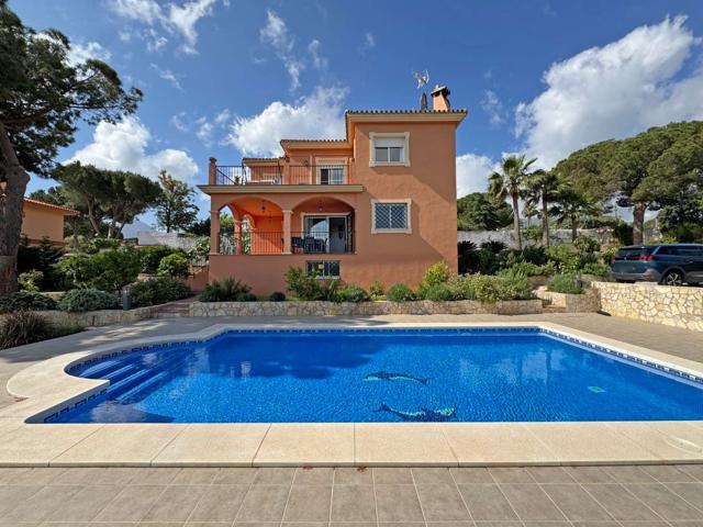 Villa En venta en Alhaurín de la Torre photo 0
