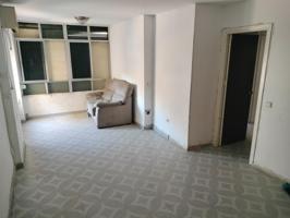 SE VENDE PISO EN PUERTO REAL , ZONA RIO SAN PEDRO photo 0