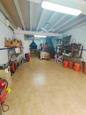 VIVENDA-ALMACÉN CON MUCHAS POSIBILIDADES photo 0