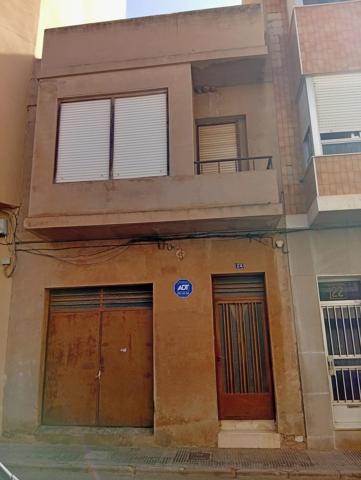 EXCELENTE CASA PARA REFORMAR EN NULES photo 0