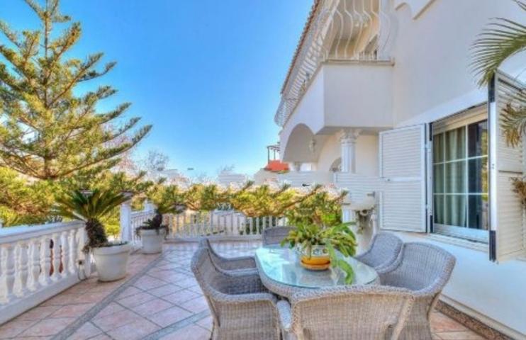 Multifamiliar En venta en Benalmádena photo 0