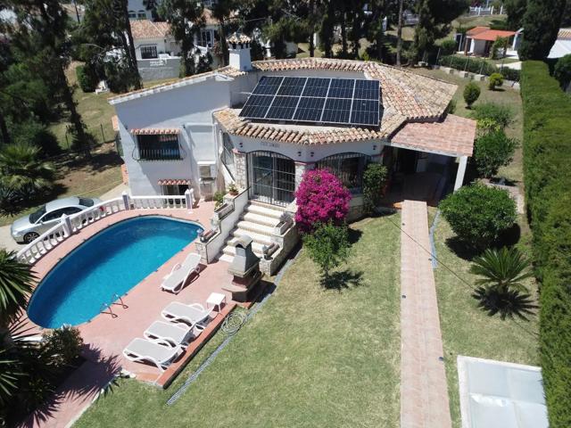 Villa En alquiler en C. Altozano. , Mijas (málaga)las Lagunas, Mijas photo 0