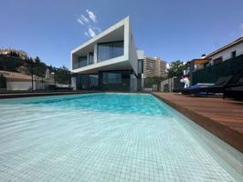 Villa En alquiler en Calle Camelia , 36. , Benalmádena (málaga), Benalmádena photo 0