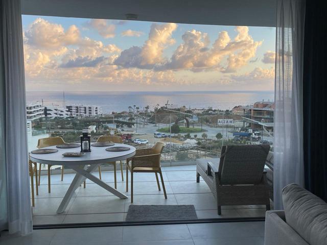 Piso En venta en Avenida 8 De Marzo. , Fuengirola (málaga)el Higuerón, Fuengirola photo 0