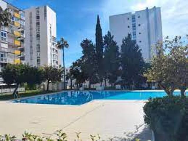 Piso En alquiler en Calle Los Abedules , 14. , Benalmádena (málaga), Benalmádena photo 0