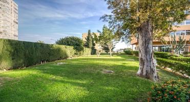 Piso En venta en Calle La Colina 1. , Torremolinos (málaga), Torremolinos photo 0