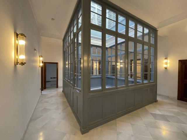 Oficina en alquiler en Centro(11403) photo 0