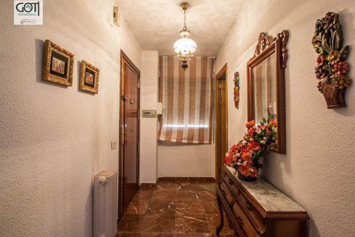 alquiler calle Almenillas photo 0