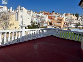 PISO SEMIREFORMADO CON TERRAZA EN HUETOR VEGA photo 0