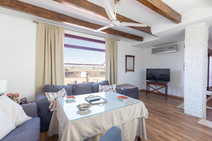 Precioso ático en Armilla super luminoso photo 0