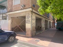 LOCAL COMERCIAL EN ALQUILER EN OBRA photo 0
