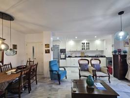 Apartamento de 2 dormitorios a la venta en Fuengirola photo 0