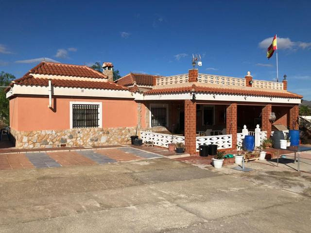 Se vende Chalet partida Foncalent photo 0