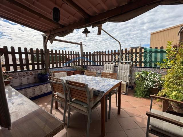 Casa En venta en Sabadell photo 0
