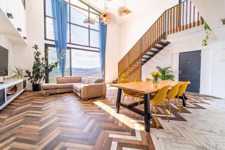 Chalet - Torre - Torrelles de Llobregat photo 0