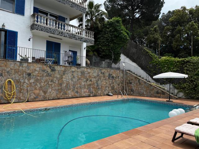 Chalet - Torre - Sant Cebrià de Vallalta photo 0