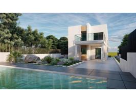 CHALET A ESTRENAR EN CALICANTO photo 0