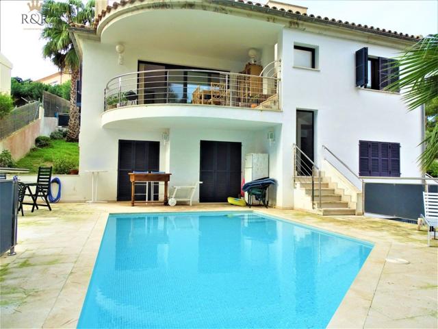 CHALET UNIFAMILIAR CON PISCINA photo 0