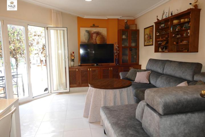 CHALET ADOSADO CON TERRAZA EN SON FERRIOL photo 0