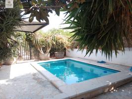 CASA REFORMADA CON PISCINA photo 0