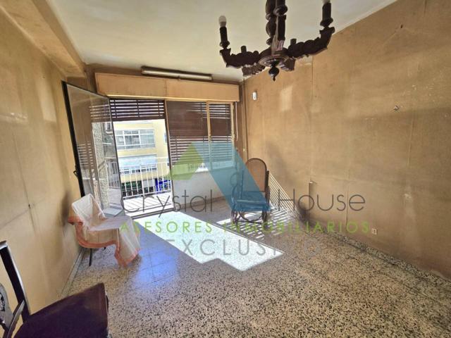 Piso a reformar en Perchel photo 0