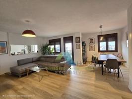 ESPECTACULAR VIVIENDA REFORMADA EN LA PAZ photo 0