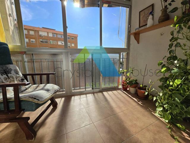 Gran oportunidad en Avenida Europa con parking opcional photo 0