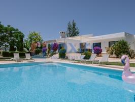 Villa En venta en Santa Eulària Des Riu photo 0