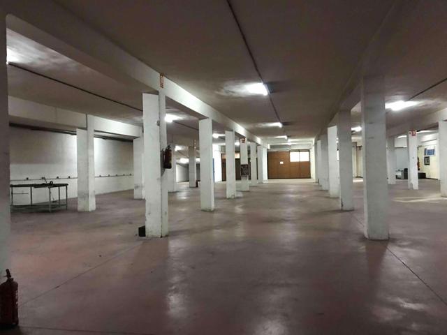 Nave Industrial en Madrid photo 0