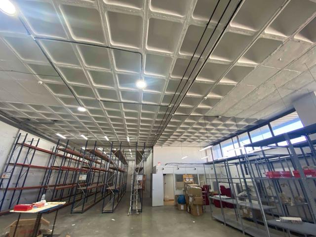 NAVE INDUSTRIAL EN VENTA photo 0